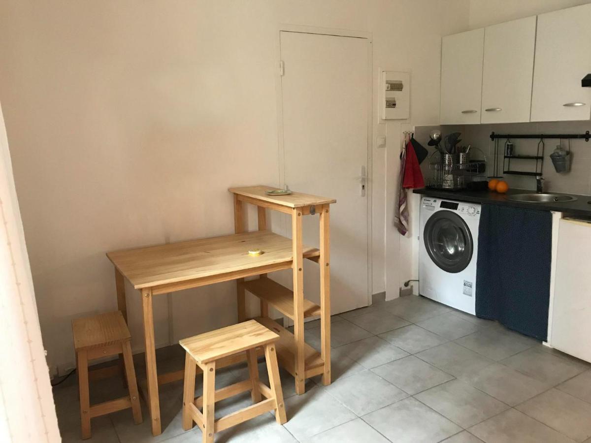 Апартаменты Joli Studio, Plain-Pied, Calme, Proche Centre Нарбонна Экстерьер фото